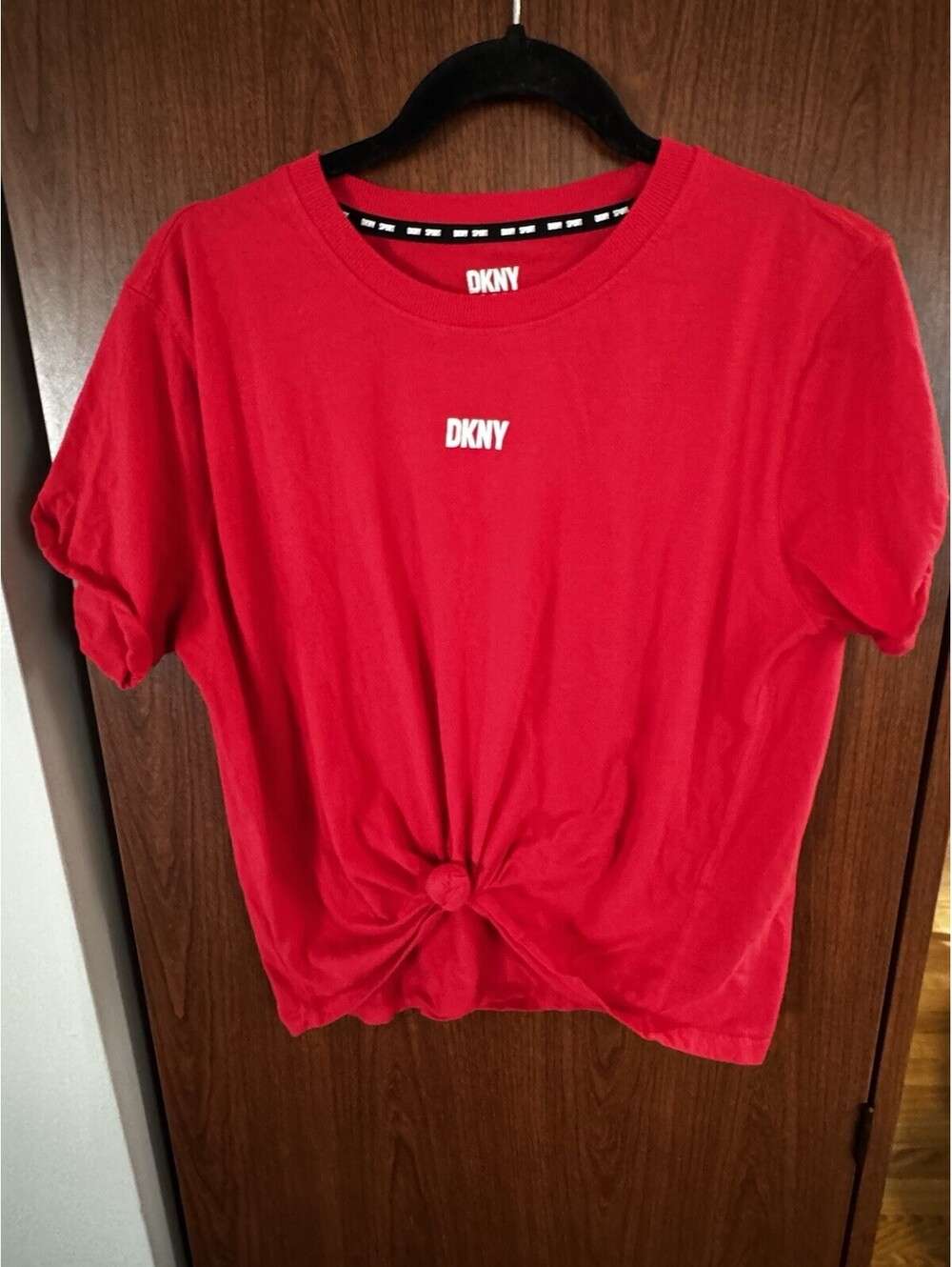DKNY Sport Womens M Red Knot Front Logo T Shirt 100% Cotton Short Sleeve